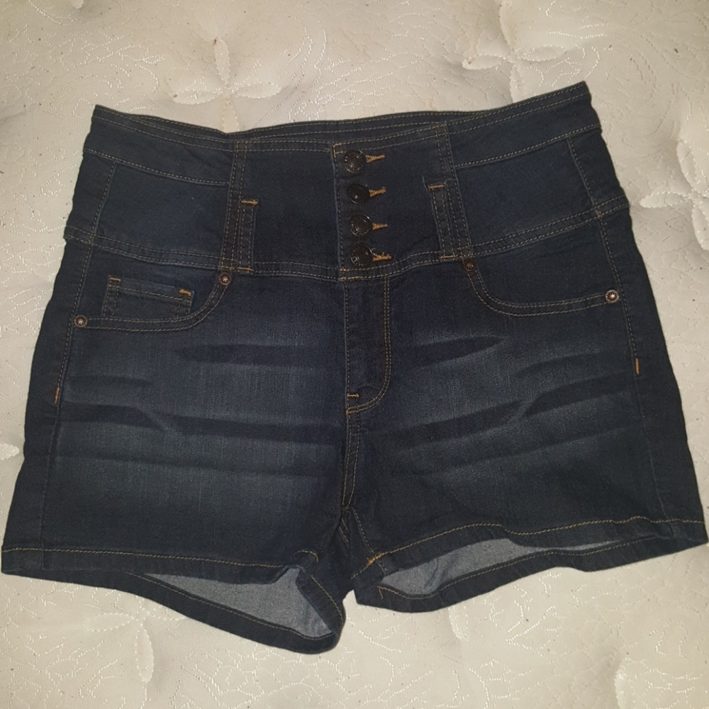 Wax Jean Highwaist shorts